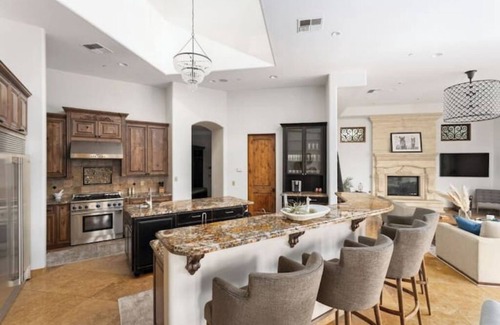 Camelhead Estates House | Casa de Camelback Estate - Views & Location!