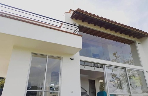 Retiro House | Casa de Campo de Lujo en el Retiro, Antioquia a 45 Minutos de Medellín