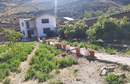 Yanahuara House | Casa de Campo Para Huéspedes Tranquilo en Contacto con el Medio Ambiente