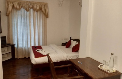 Kochi Hotel | Casa de fore " a non- hotel Hotel"
