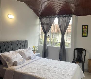 Suba House | Casa de Huéspedes Pontevedra - cerca a la clínica Shaio, Pontevedra