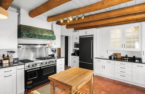 Santa Fe House | CASA DE ICE - 6bed, 17acres, Wellness Retreat