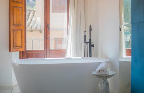 San Pedro House | Casa de la Acequia by Florentia Homes