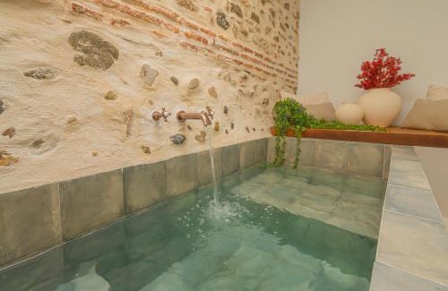 San Pedro House | Casa de la Acequia by Florentia Homes