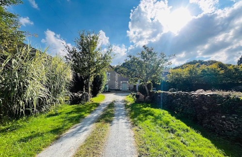 Avrille House | Casa de la Haye : Gîte for 8 people in Avrille