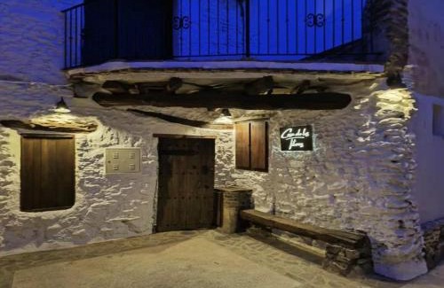 Pitres House | Casa de los títeres