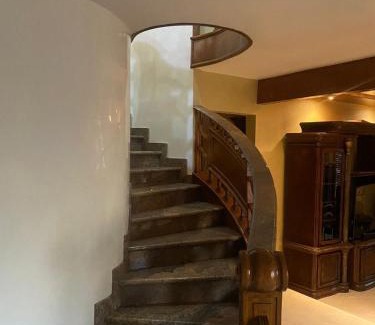 Valle Dorado House | Casa de lujo, Montebello