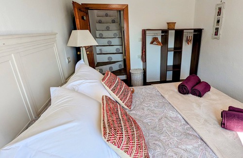 Casares Cottage | Casa de Luz