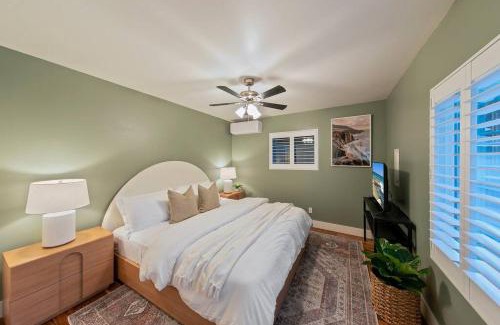 Mount Helix House | Casa De Oro Resort with Heated Pool and Spa, Pickleball, Game Room, Movie Theater and More!