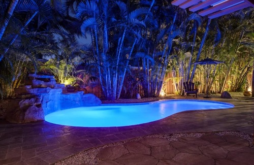 Don Cesar House | Casa De Palms 2 Bed 2 Bath. Outdoor oasis’s w/heated pool. 2 blocks from beach.
