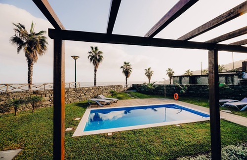 Porto Moniz Villa | Casa de Pedra - Casas do Calhau Miúdo