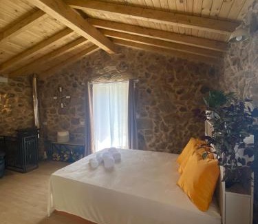 Lobeira House | Casa de Piedra Vistas & Relax