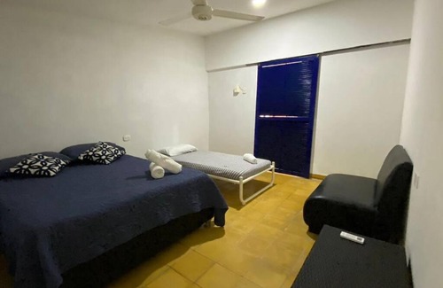 Tierra Bomba Island House | Casa de playa, con acceso al Mar Caribe.