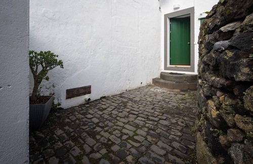 Ponta Delgada Villa | CASA DE SANTA RITA by Azores HomeMade