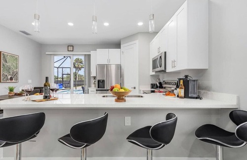 Bonita Springs House | Casa de Sol! Modern Pool/Spa Home!