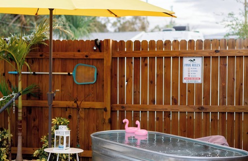 St. Petersburg - Clearwater Apartment | Casa De Sueños- Tranquil Oasis + Plunge Pool