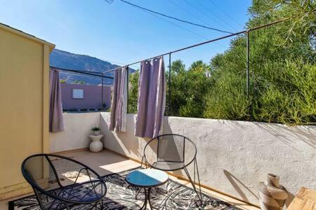Warm Sands House | Casa de Suenos Home of Dreams Off Downtown PS