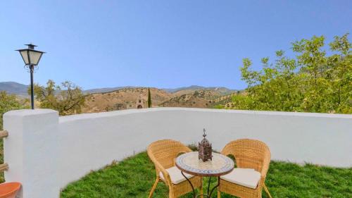 Algarinejo Villa | Casa Dehesa de las Casas Algarinejo by Ruralidays