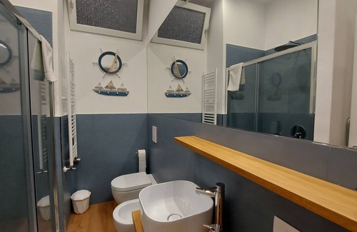 Old Town Apartment | Casa Dei Normanni: DEA by the sea and in the historic center Cefalù