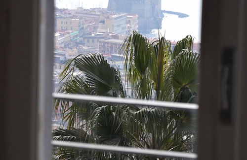 Vomero Apartment | Casa del Cedro superior apartment with private garden on the Gulf of Naples.