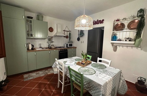San Giuliano Terme Apartment | Casa del Glicine, apartment in historical palace, between the cities of Pisa and Lucca