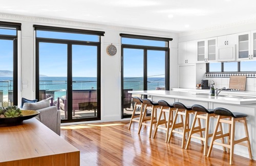 Marengo House | Casa del Mar - A stylish coastal retreat