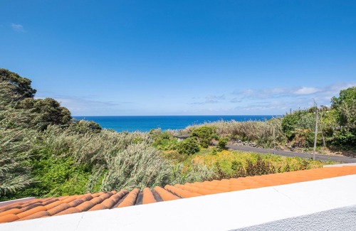 Arco de Sao Jorge Villa | Casa Del Mar II by GALMI