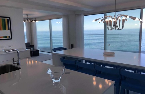 Ponta Delgada Villa | Casa Del Mar- Wonderfull Sea Views & Swimming Pool