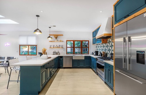 Beverly Grove Villa | Casa del Sol -Stunning Crescent Heights Spanish Villa w/Poolside Tranquility