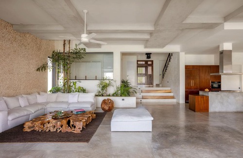 Bouvet Island Villa | Casa del Viento: 5BR Villa w/Pool, Lagoon access with Jetty in Puerto Aventuras