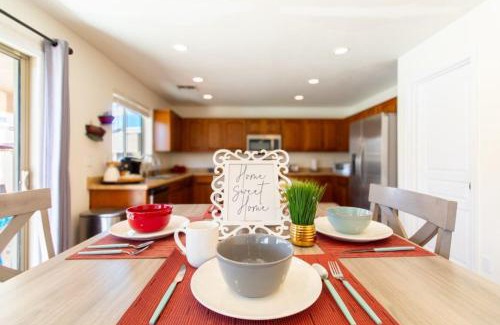 Tamaron House | CASA DESERT WILLOW - StayShores home