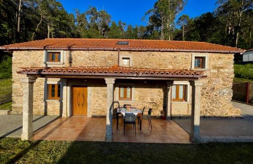 Outes House | Casa do Canteiro