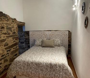 Vila Real House | Casa do fundo do povo