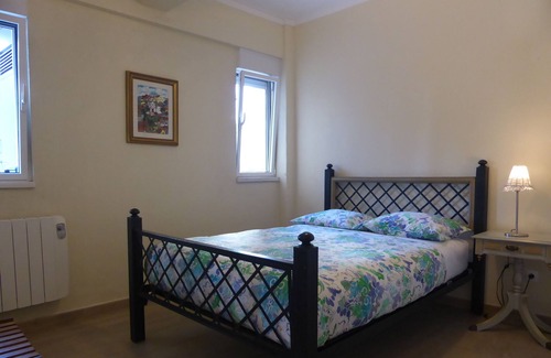 Apelacao House | Casa do Terraço - I. B.G. HOME (8 min away from airport)