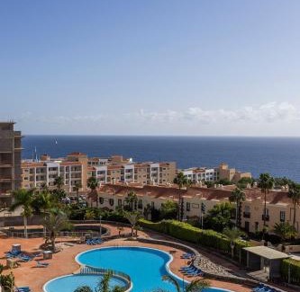 San Miguel de Abona Apartment | CASA DOBLE - penthouse, pool, priv parking, fibre net, spacious terrace