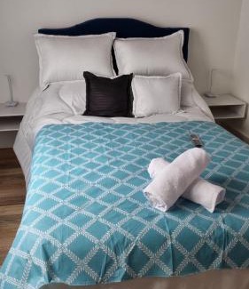 Barrios Unidos House | Casa Dohko