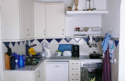 Lagoa e Carvoeiro House | CASA DOS AVOS, Stylish vacation home in a nature reserve near the beach with pool