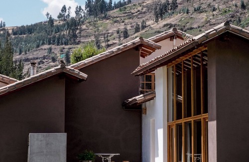 Pisac House | Casa Ema E: Dream lodge in Pisac. House with garden and mountain views