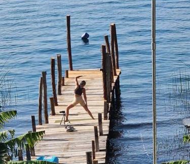Santa Cruz La Laguna Villa | Casa Emanuel Frente al lago