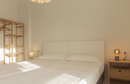 Tagle House | Casa en la Playa, Ideal Para Familias, con Jardín Individual y Parking Gratuito