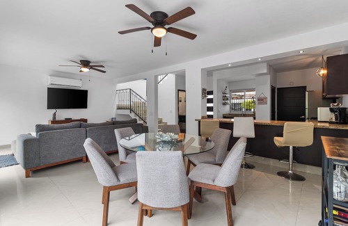 Fluvial Vallarta House | Casa Encanto - 3Bdr, 2.5bath w/Jacuzzi and Parking