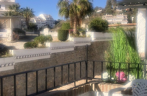 Velilla-Taramay Apartment | Casa Diana, modern and lovingly furnished apartment close to the beach