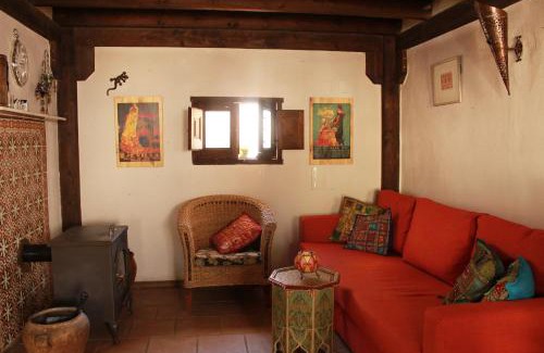 Albunuelas Villa | Casa Escondida