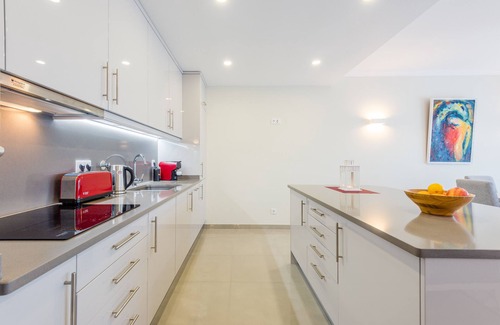 Atalaia Apartment | Casa Estrella at Bayview Village