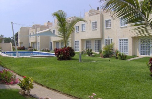 Boulevard Barra Vieja House | Casa Familiar Acapulco Punta Diamante, Fracc. Puente del Mar, cerca de la playa.