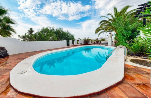Nazaret Ski Chalet | Casa Felix - Private Pool, Pool Table and BBQ By Lanzarote Vacation Homes