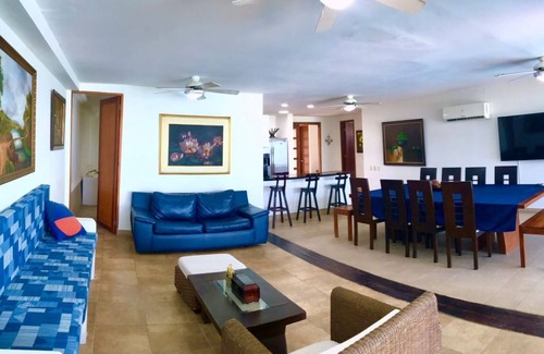 Arroyo de Piedra House | Casa Frente Al Mar