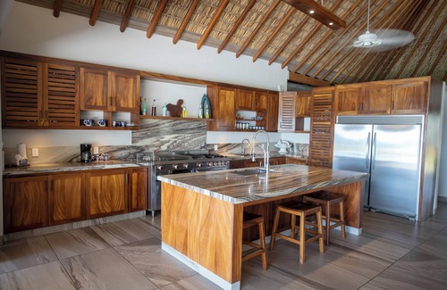 Libertad House | Casa Gaby - A luxurious, beachfront villa