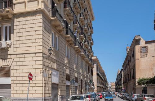 Kalsa Apartment | Casa Gagliani, a Liberty house in the old downtown