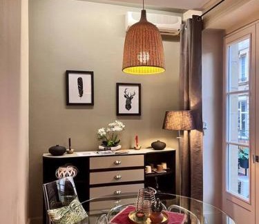 Brive-la-Gaillarde Apartment | Casa Gambetta #4 - Cosy T2 avec Clim & Balcon - Hyper Centre Brive